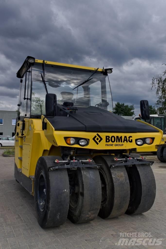 Bomag BW 28 RH Gummiradwalzen
