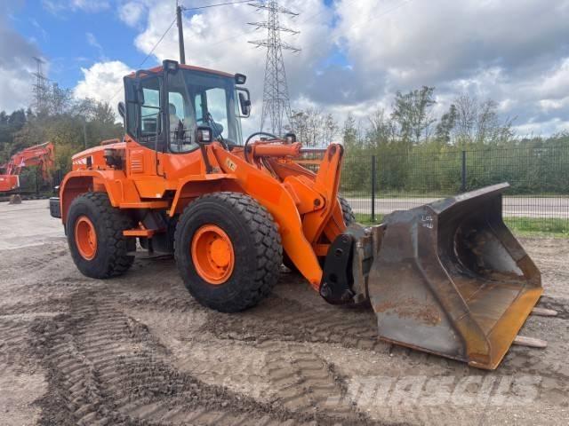 Doosan DL 200 Radlader
