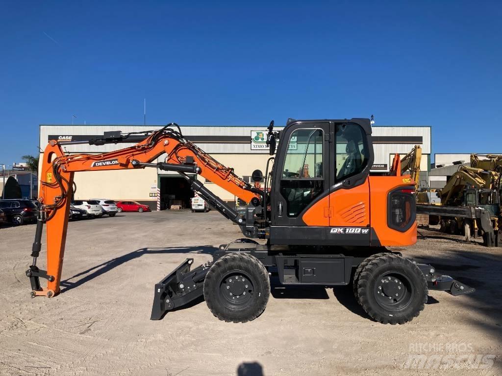 Develon DX 100 W-7 Mobilbagger