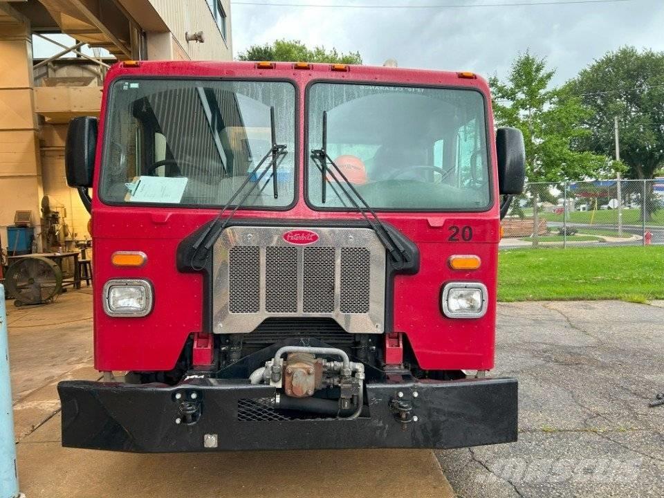 Peterbilt Loadmaster Andere Fahrzeuge