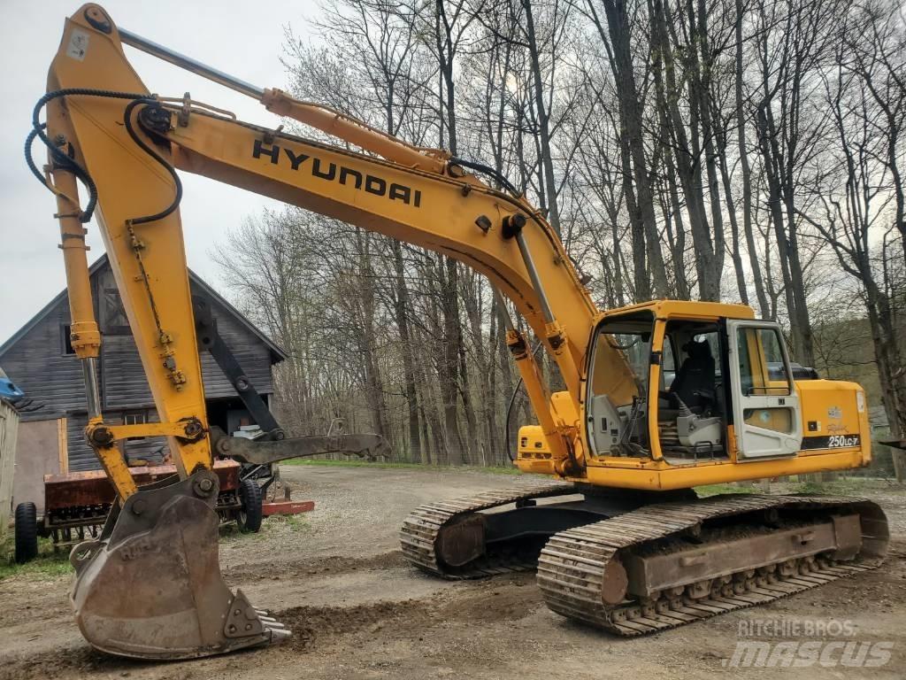 Hyundai R250LC-7 Raupenbagger