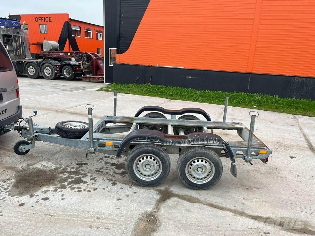 Wiola W2 Pritschenanhänger