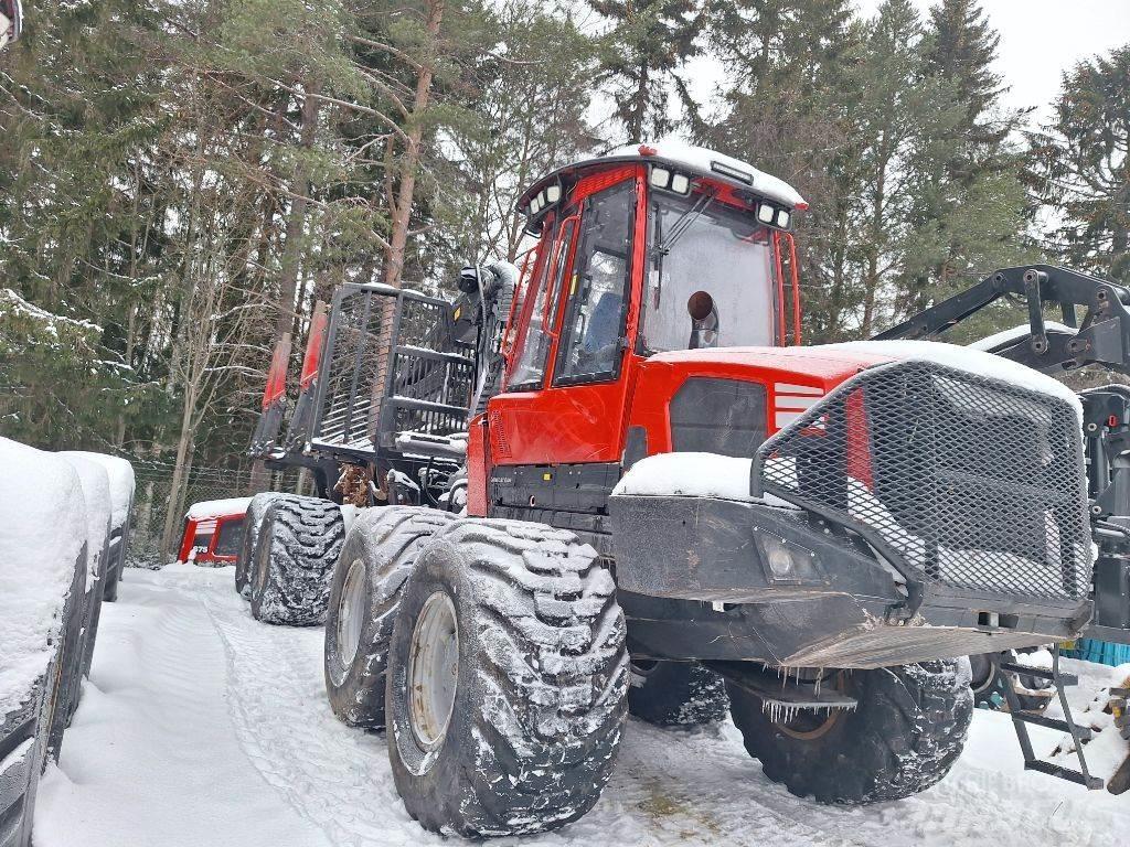 Komatsu 895 Forwarder