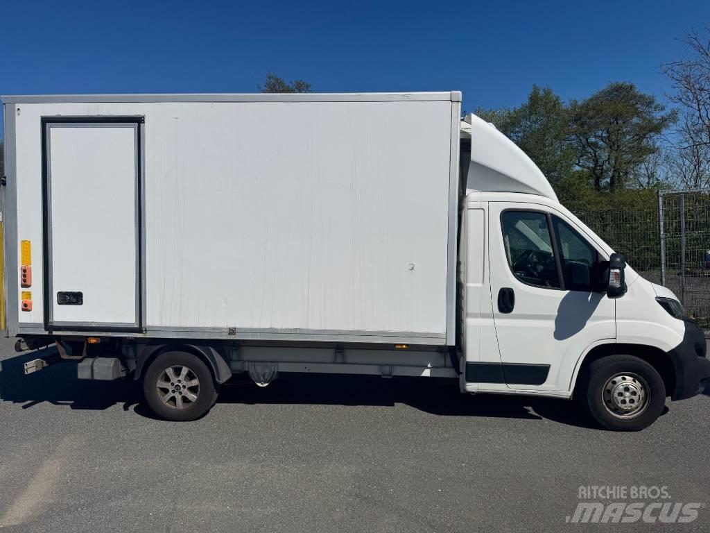 Peugeot Boxer Lieferwagen