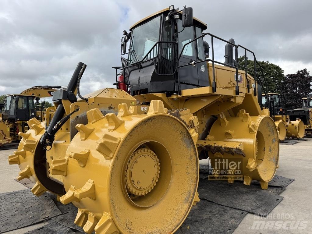 CAT 826 Müllverdichter