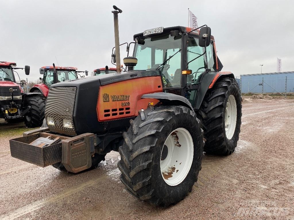 Valtra Valmet 8400 Traktoren