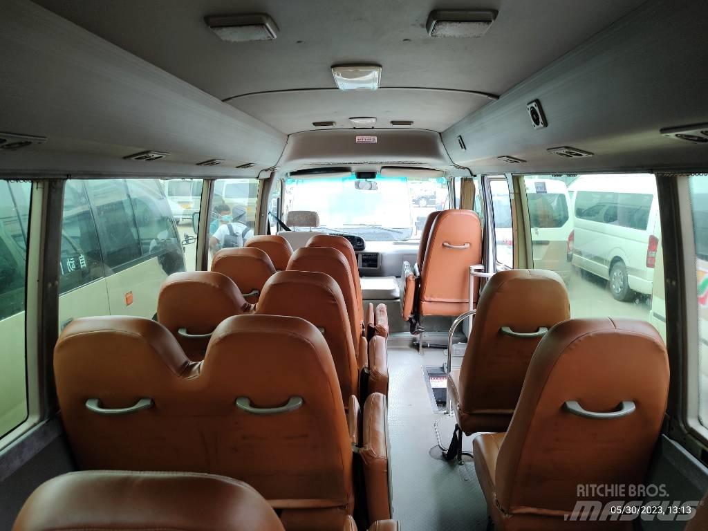 Toyota Coaster Überlandbusse