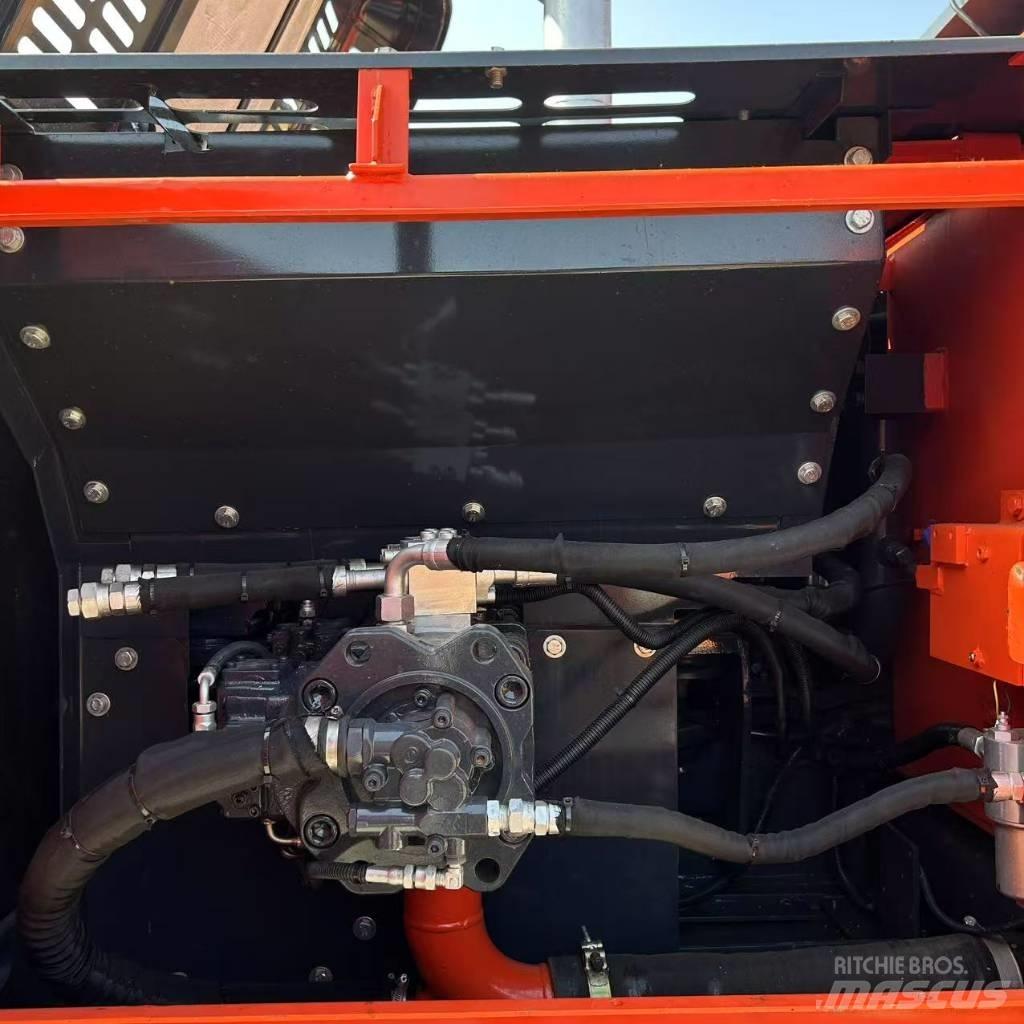 Doosan 225LC-9c Raupenbagger