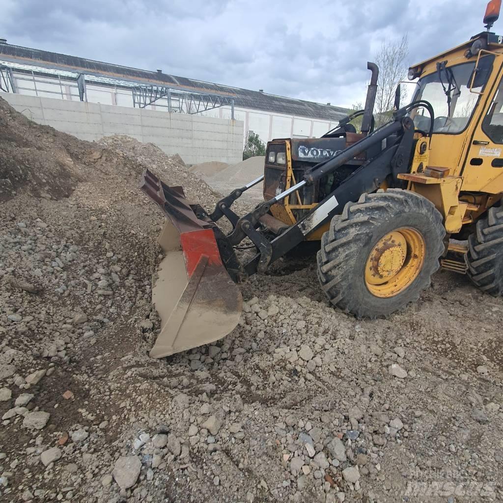 Volvo BM 6900 Baggerlader