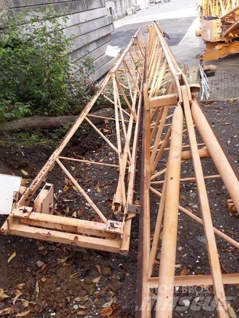 Potain 331 B Selbstaufrichtende Krane
