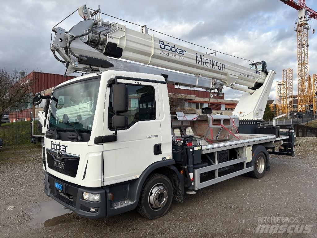 Böcker AK 37/4000 Ruwterrein kranen