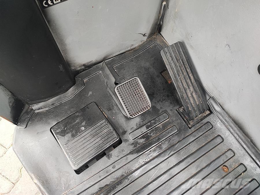 Still FM-X 14 Schubmaststapler