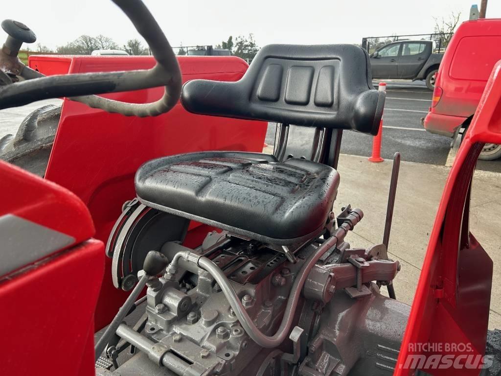 Massey Ferguson 165 Traktoren