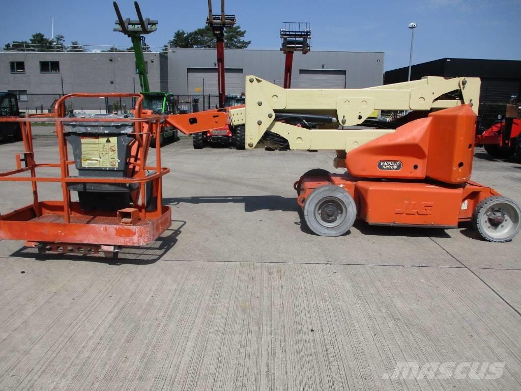 JLG E400 AJPN (687) Kompakte selbstfahrende Hebebühnen