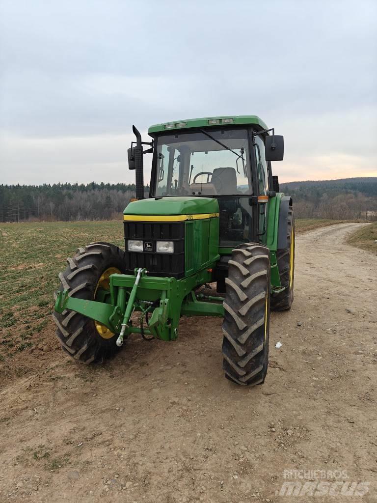John Deere 6100 Traktoren