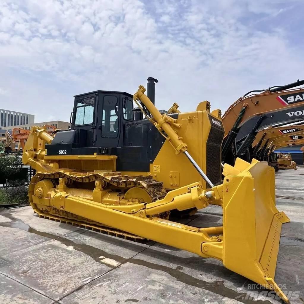 Shantui SD 32 Bulldozer