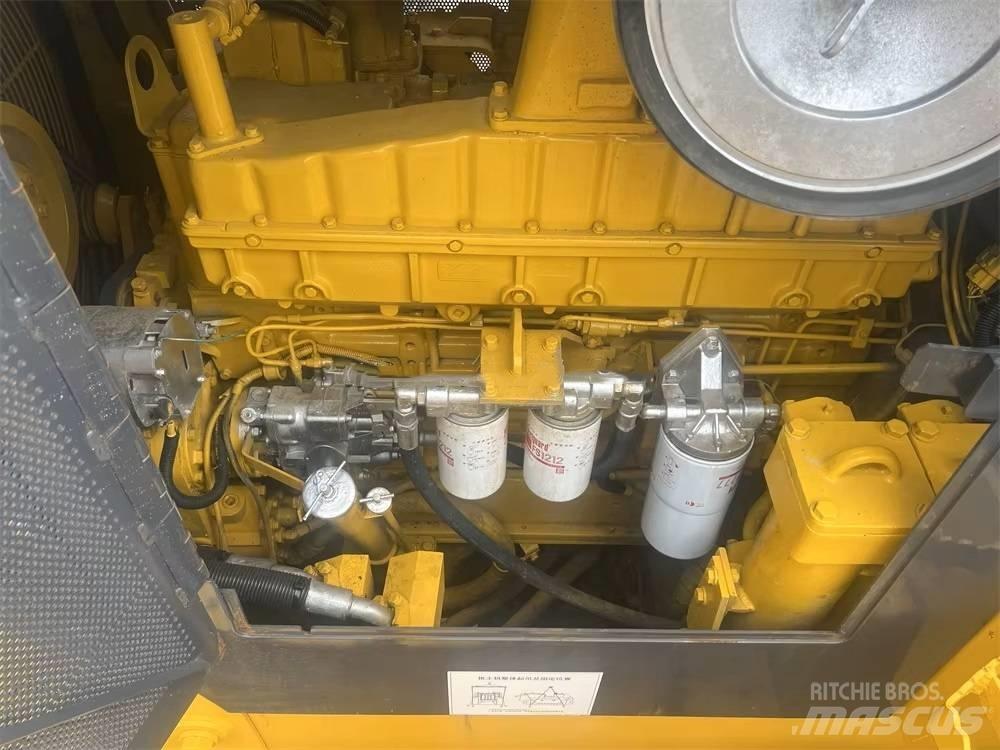 Shantui SD 32 Bulldozer