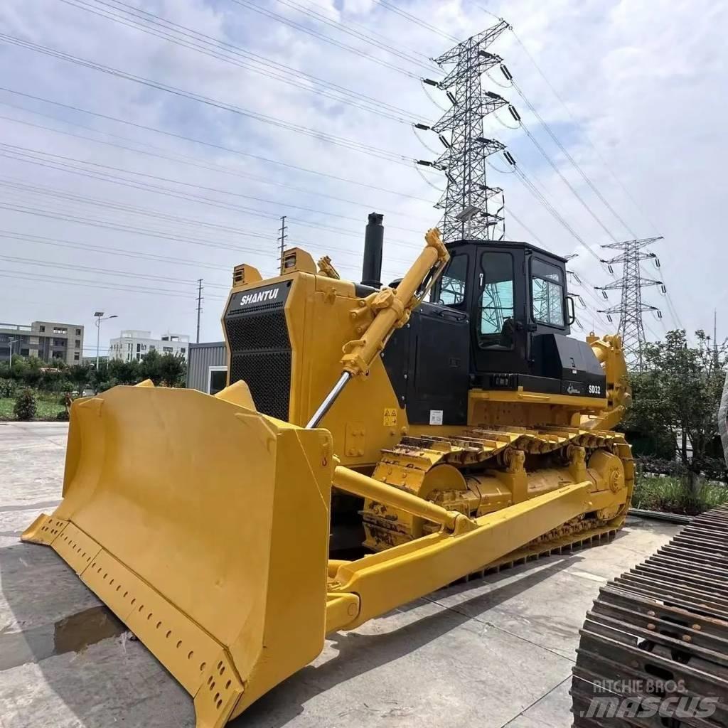 Shantui SD 32 Bulldozer