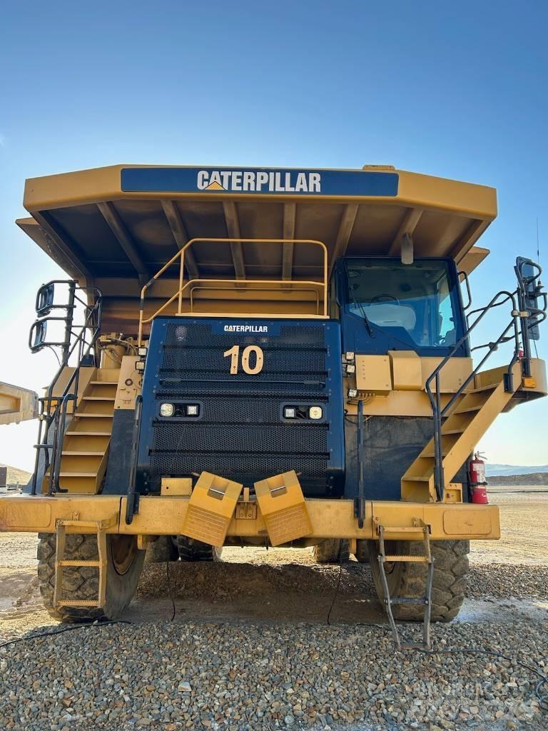 CAT 777F Dumper - Knickgelenk