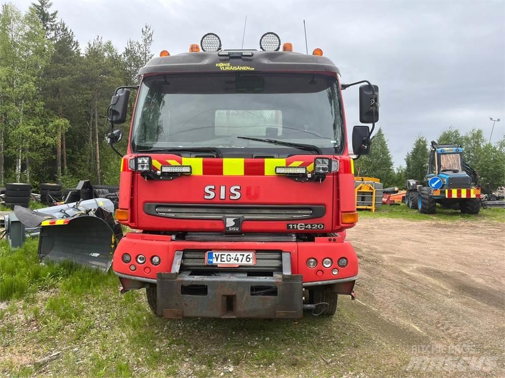 Sisu E11 420 Kommunal-Sonderfahrzeuge