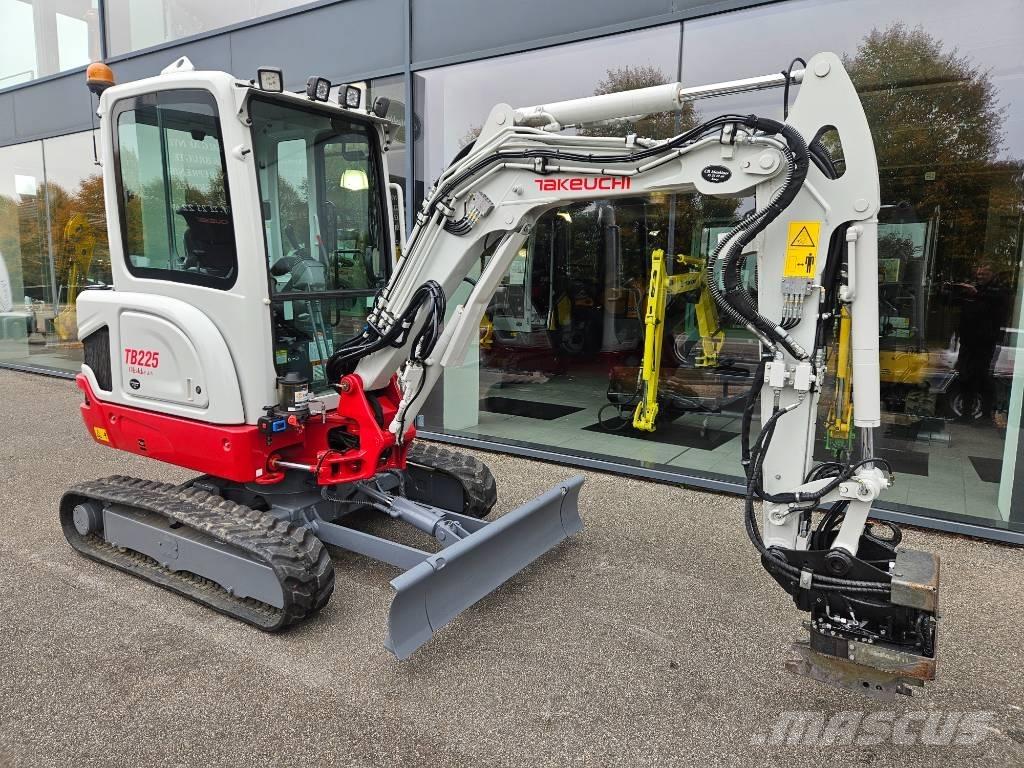 Takeuchi TB 225 Minibagger < 7t