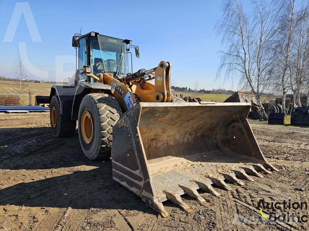CASE 821 F Radlader