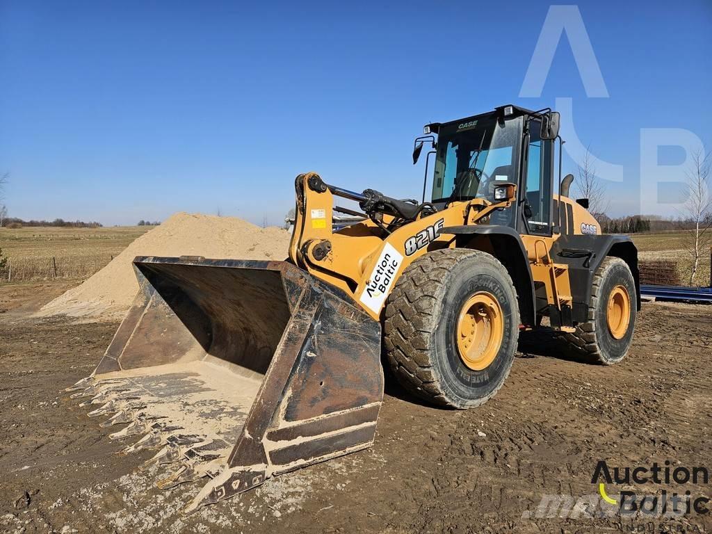 CASE 821 F Radlader