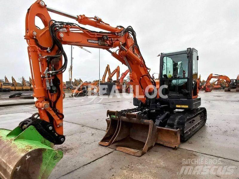 Doosan DX85R Raupenbagger