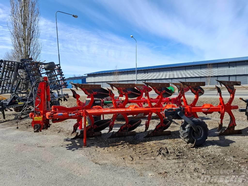 Kuhn Vari-Master 122 Wendepflüge