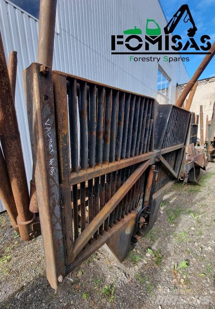 Valmet 840.2 Bunks Förderkrane