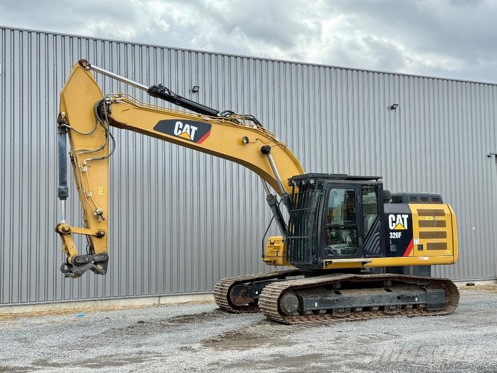 CAT 326 F L Raupenbagger