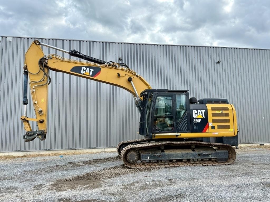 CAT 326 F L Raupenbagger