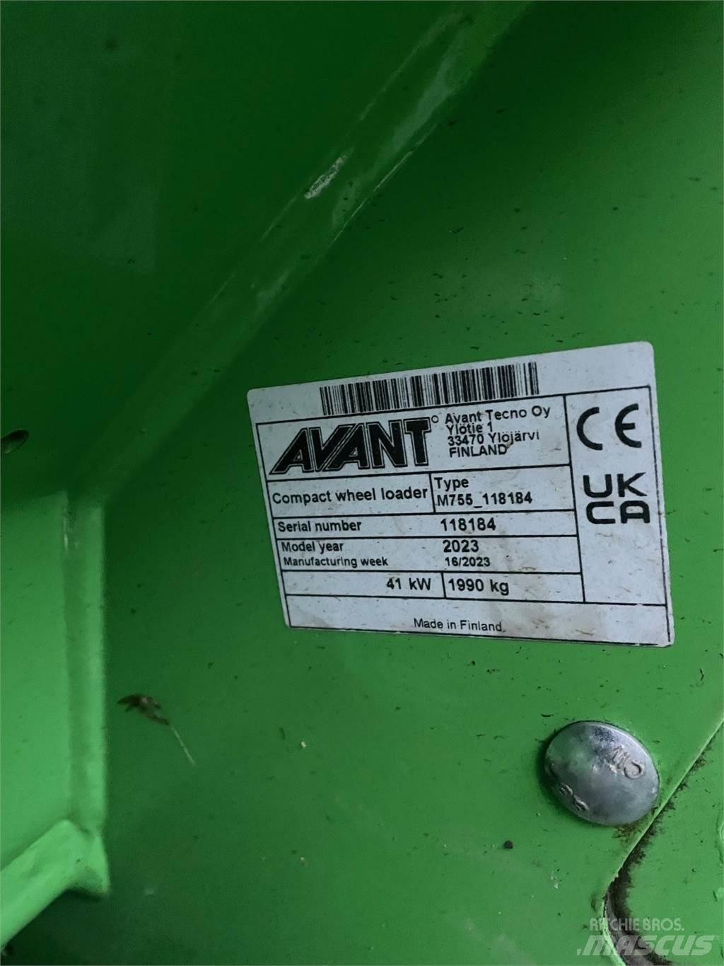 Avant AV 755I Radlader