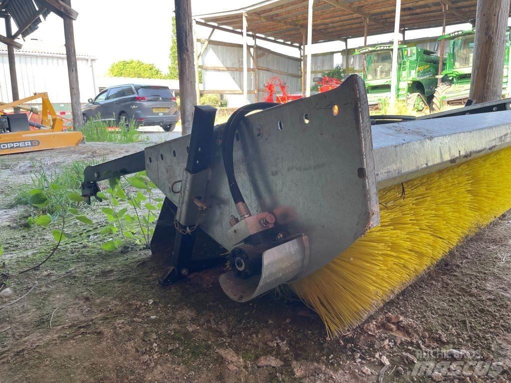 Cherry BS-80 Teleskoplader für Landwirtschaft