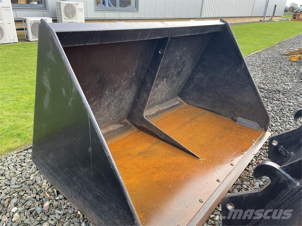 F.c.walker 2.0M3 Schaufeln