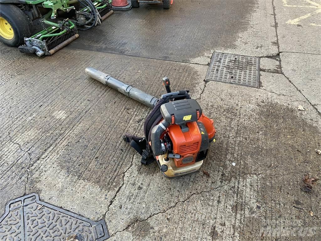 Husqvarna 570BTS Sonstige Landmaschinen