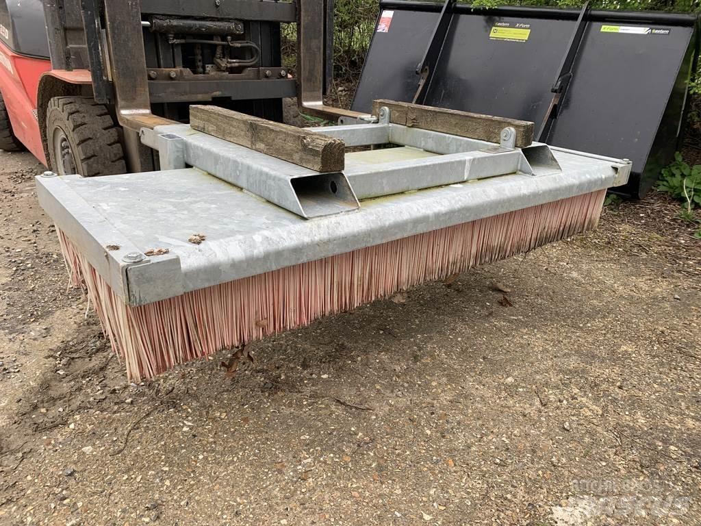Jacobsen 6FT YARD Sonstige Landmaschinen