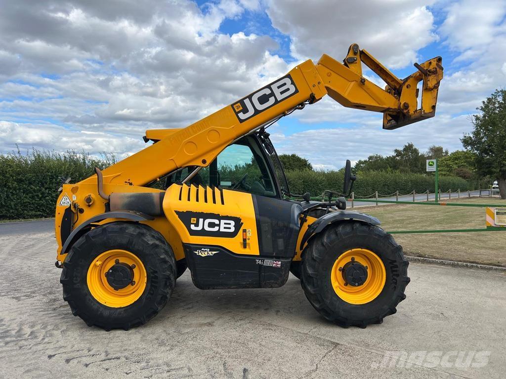 JCB 541-70 Teleskoplader für Landwirtschaft