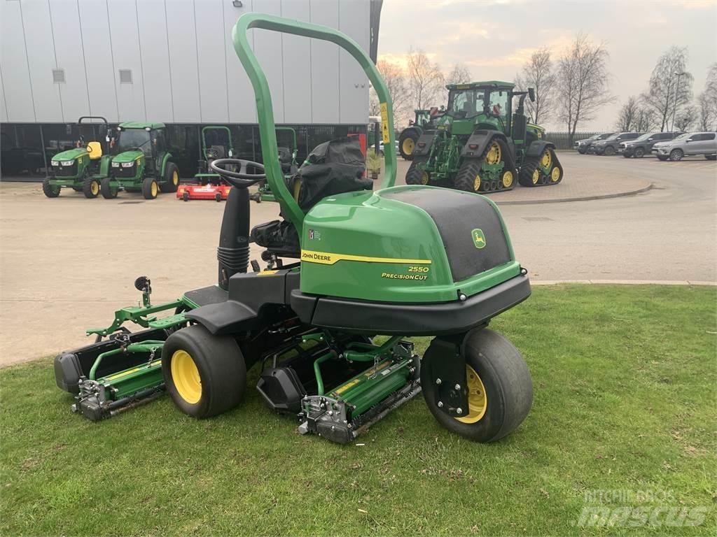 John Deere 2550 Sonstige Landmaschinen