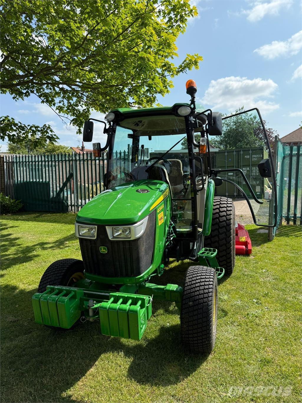 John Deere 4066R Kleintraktoren