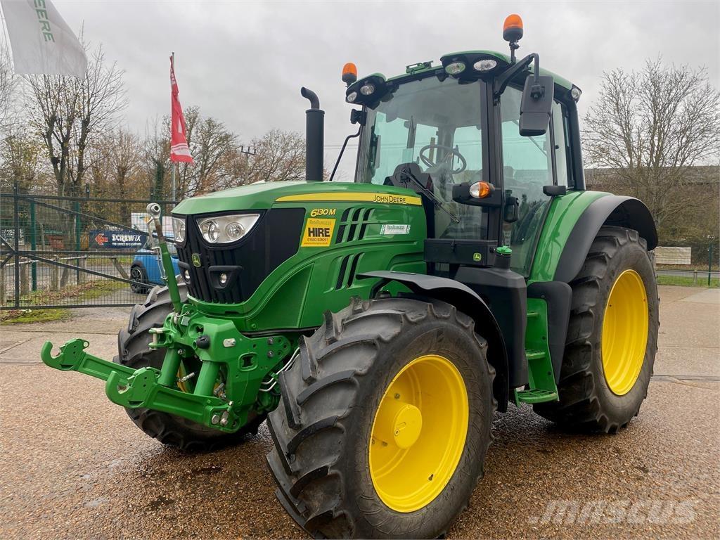 John Deere 6130M Traktoren