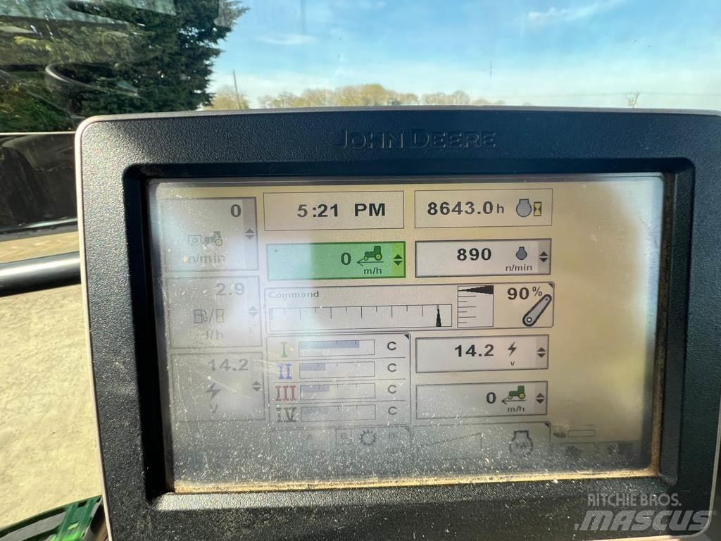 John Deere 6150R Traktoren