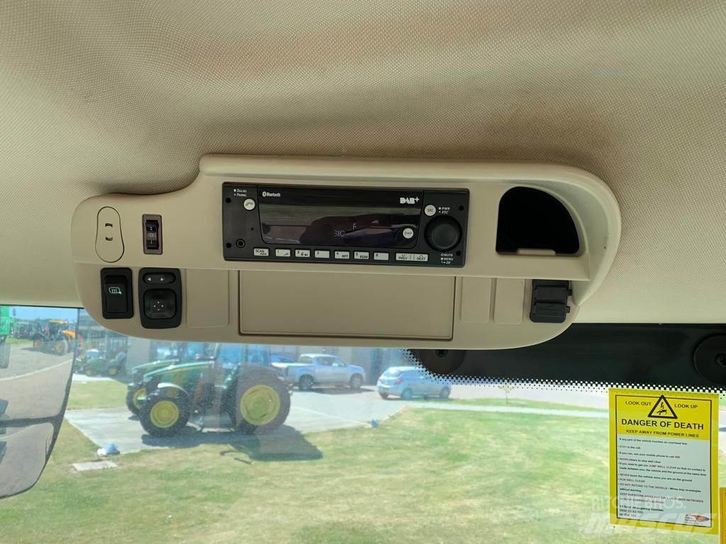 John Deere 6215R Traktoren
