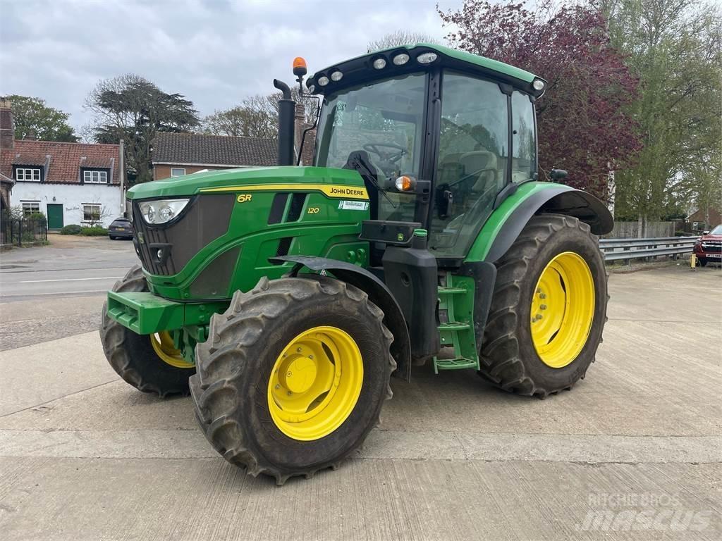 John Deere 6R120 Traktoren