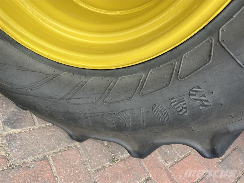 John Deere 6R150 Traktoren