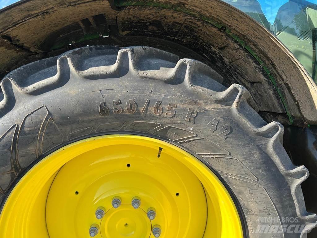 John Deere 6R215 Traktoren