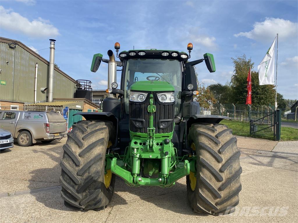 John Deere 6R250 Traktoren