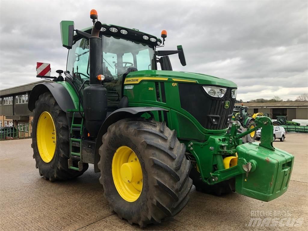 John Deere 6R250 Sonstige Landmaschinen