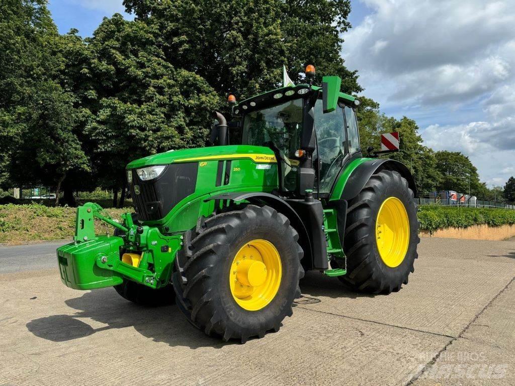 John Deere 6R250 Sonstige Landmaschinen