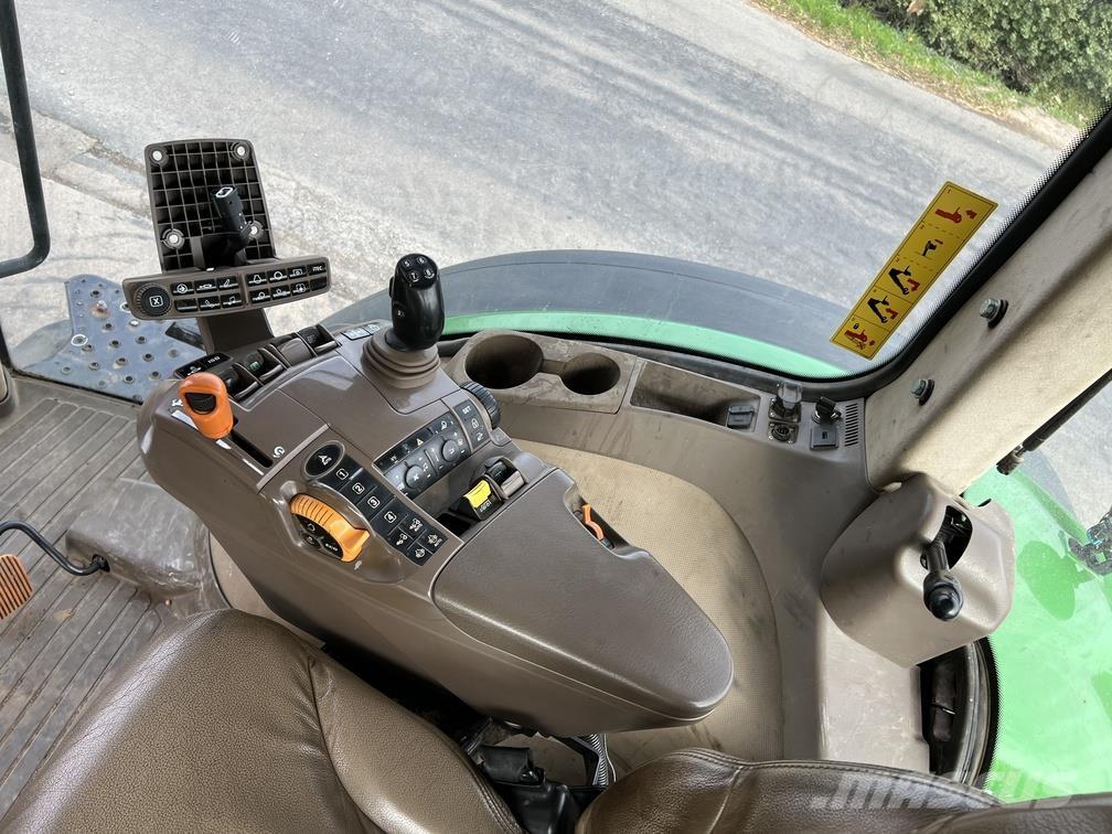 John Deere 7230R Traktoren